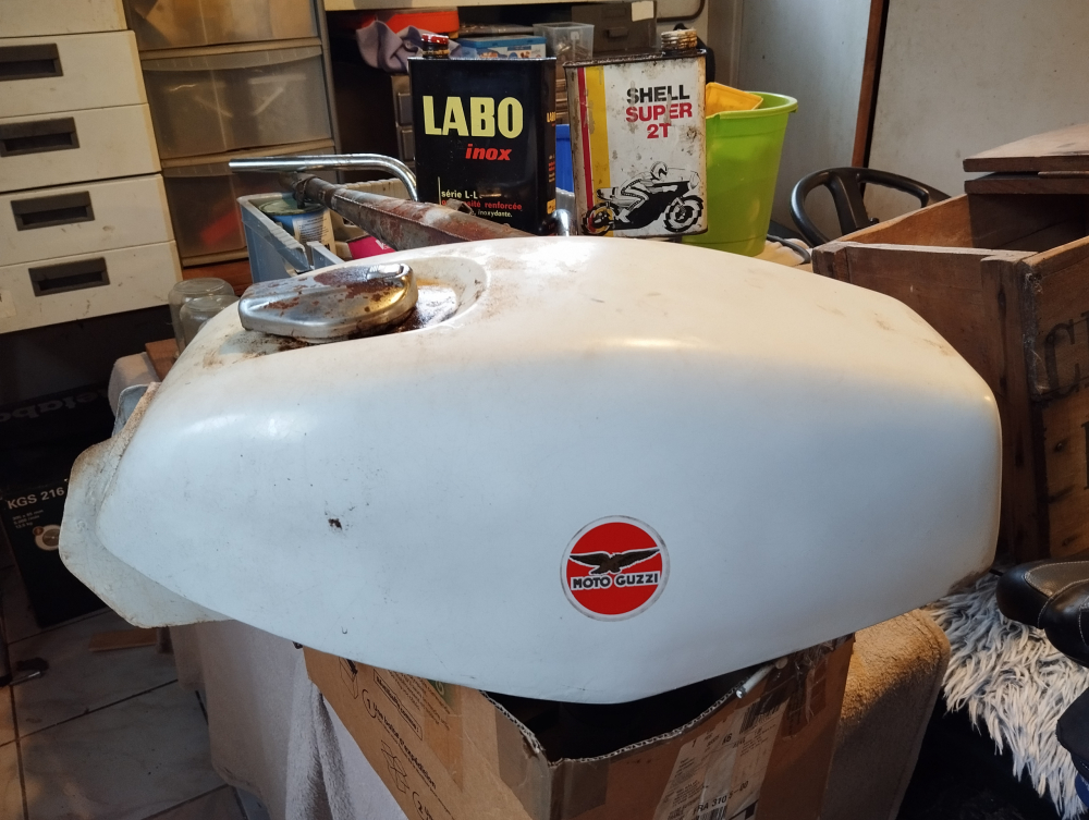 Réservoir-Guzzi-Stornello-160